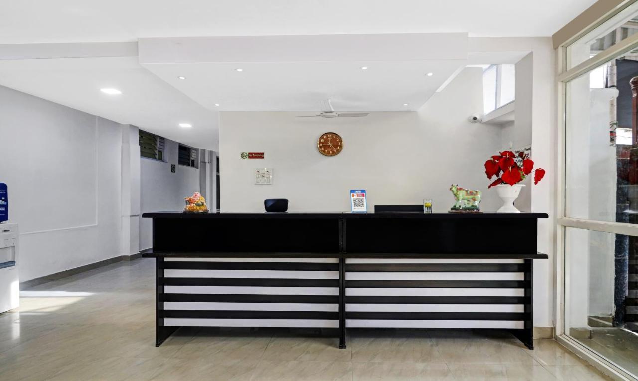 Itsy By Treebo - Lg Grand Inn Hyderabad Ngoại thất bức ảnh