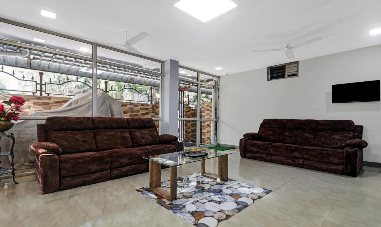 Itsy By Treebo - Lg Grand Inn Hyderabad Ngoại thất bức ảnh